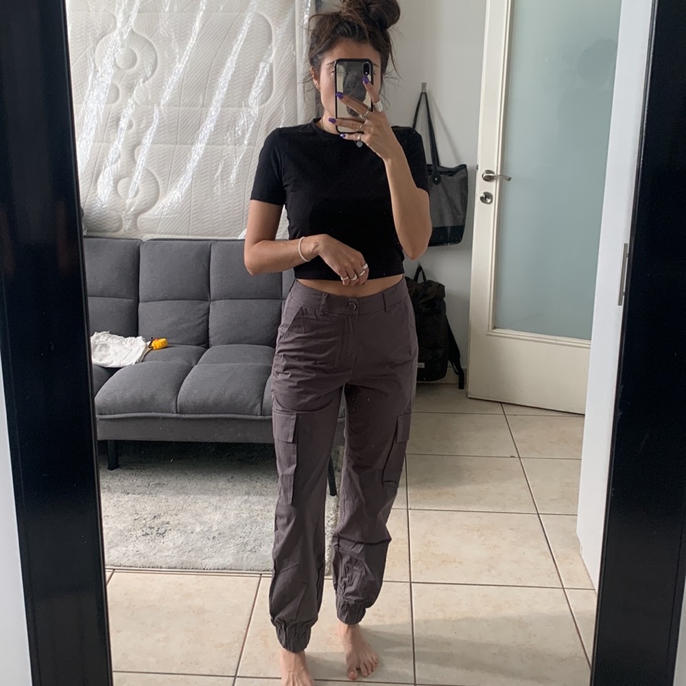 Adika grey jogger cargo high waisted size 2 pants